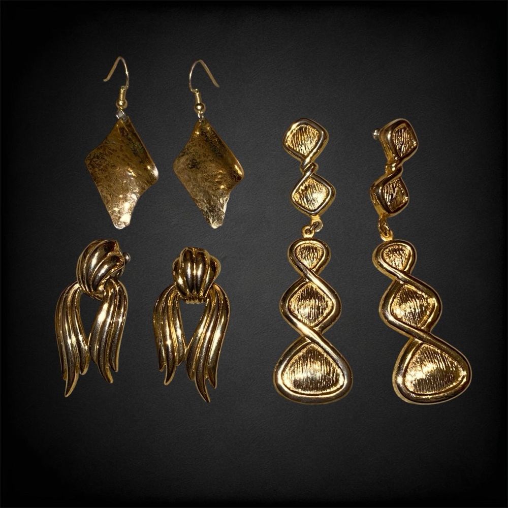 Vintage Gold-Toned Earrings Bundle - Picture 2 of 8